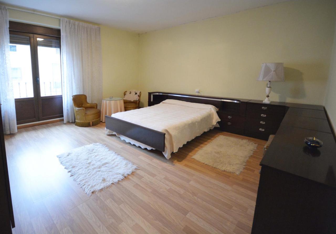 La Casa De El Burgo Hébergement de vacances